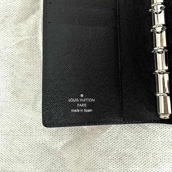 Louis Vuitton Epi Leather Small Ring Agenda Cover - Picture 8 of 12
